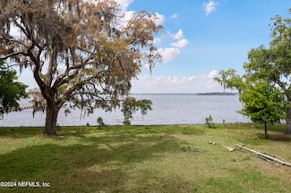 13208 Mandarin Rd, Jacksonville, FL 32223