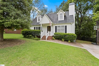2 Elizabeth Dr, Greenville, SC 29615