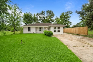 8419 Gold Creek Dr, Houston, TX 77080