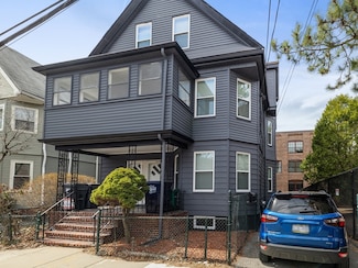 9-11 Edmunds St Unit 1, Cambridge, MA 02140