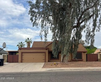 1110 E Utopia Rd, Phoenix, AZ 85024