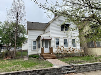 705 Butternut Ave, Saint Paul, MN 55102