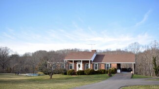 220 Briarcliff Ln, Madison Heights, VA 24572
