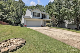 1912 8th St SE, Hickory, NC 28602