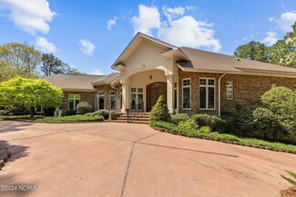 64 Stoneykirk Dr, Pinehurst, NC 28374