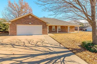 502 NE 5th St, Perkins, OK 74059