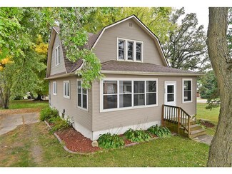 505 7th Ave W, Ellendale, MN 56026