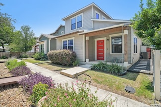 1130 N Olive St, San Antonio, TX 78202