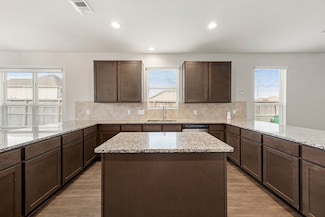17147 Devon Dogwood Trail, Richmond, TX 77407