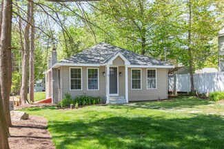 20 Coburn St, Salem, NH 03079