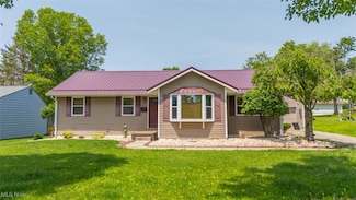 103 Park Dr, Saint Clairsville, OH 43950