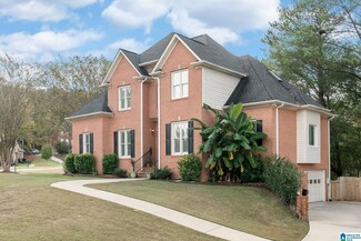 201 Broadmoor Cir, Alabaster, AL 35007
