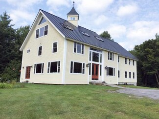 29 Dashney Rd, East Burke, VT 05832