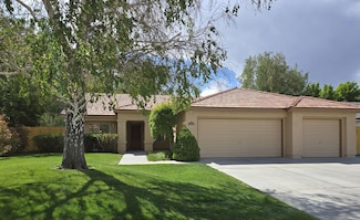 2298 Cheyenne Dr, Bishop, CA 93514