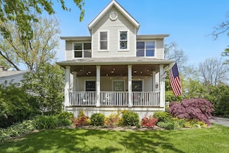 1050 Somerset Ave, Deerfield, IL 60015