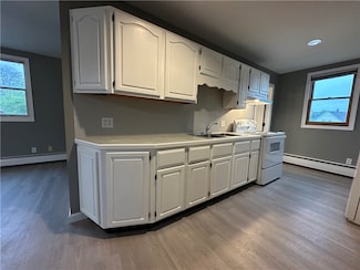 5 Pomham St Unit 2, Cranston, RI 02910