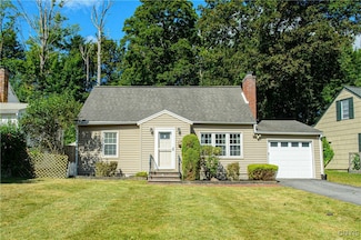 102 Janet Dr, Syracuse, NY 13224