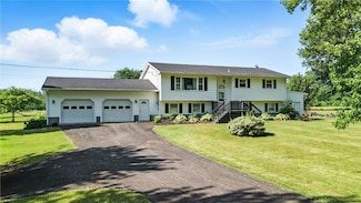 1292 Gassner Rd, Waterloo, NY 13165