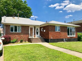 233 Hull Ave, Staten Island, NY 10306