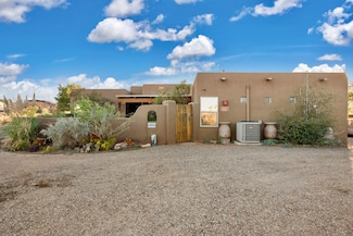 5740 Miller Rd NE, Rio Rancho, NM 87144