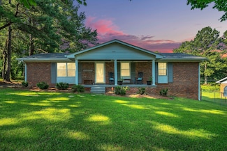 5058 New Chapel Rd, Springfield, TN 37172