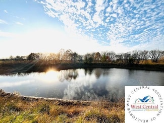 246 NE 850 Rd, Clinton, MO 64735