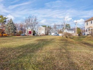 191 Eldridge Rd, Wells, ME 04090