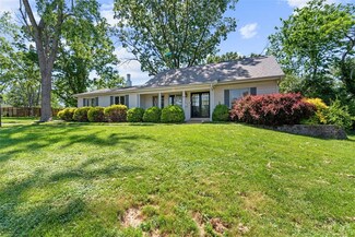 46 Klamberg Ln, Ellisville, MO 63021