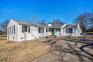 4608 Churchwood Dr, Nashville, TN 37220