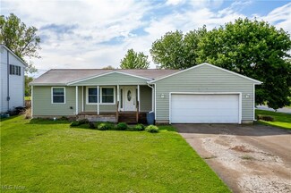 1226 Elm St, Grafton, OH 44044