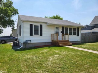 511 E Linn St, Marshalltown, IA 50158