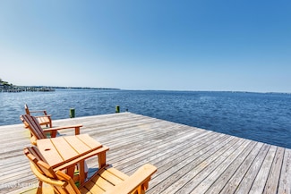 1528 Palm Ave, Jacksonville, FL 32207