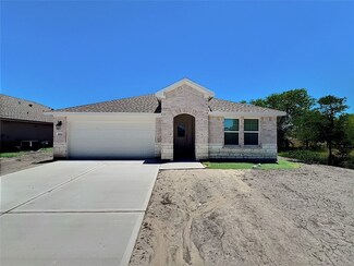 3002 Stone Creek Dr, Corpus Christi, TX 78410