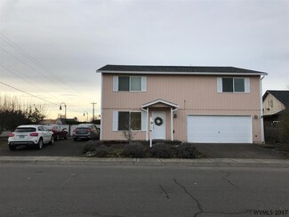 411 Black Walnut St, Gervais, OR 97026