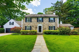 23 Ascenta Terrace, West Newton, MA 02465