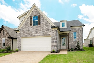 320 Saint Andrews Dr, Oakland, TN 38060