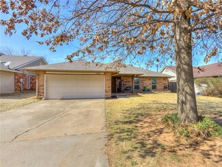 11641 SW 4th Terrace, Yukon, OK 73099