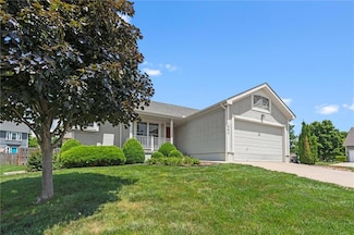 1002 W Howard Place, Louisburg, KS 66053