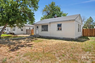 119 Parkhurst Dr, Caldwell, ID 83605