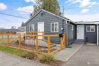 100 Main St, Lynden, WA 98264