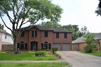 16707 Sussex Dr, Houston, TX 77083