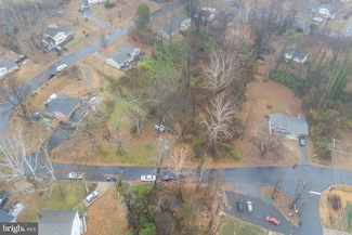 19017 Barnette Cir, Triangle, VA 22172