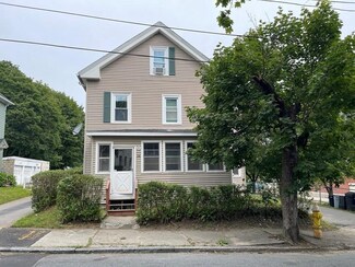 18 Falmouth St, Worcester, MA 01607