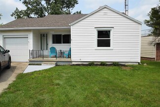 1204 S Burlington Dr, Muncie, IN 47302