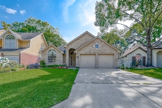 5007 Maple Brook Ln, Kingwood, TX 77345
