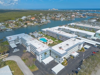 315 N Causeway Unit C402, New Smyrna Beach, FL 31269