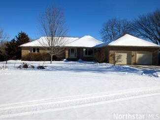 5350 5350 Sunset Ln, Independence, MN 55357
