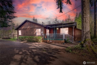 21 W River Dr W, Elma, WA 98541