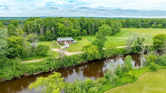 13680 River Bend Rd, Pelkie, MI 49958