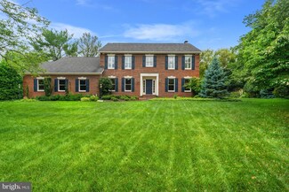 8205 Falstaff Rd, McLean, VA 22102